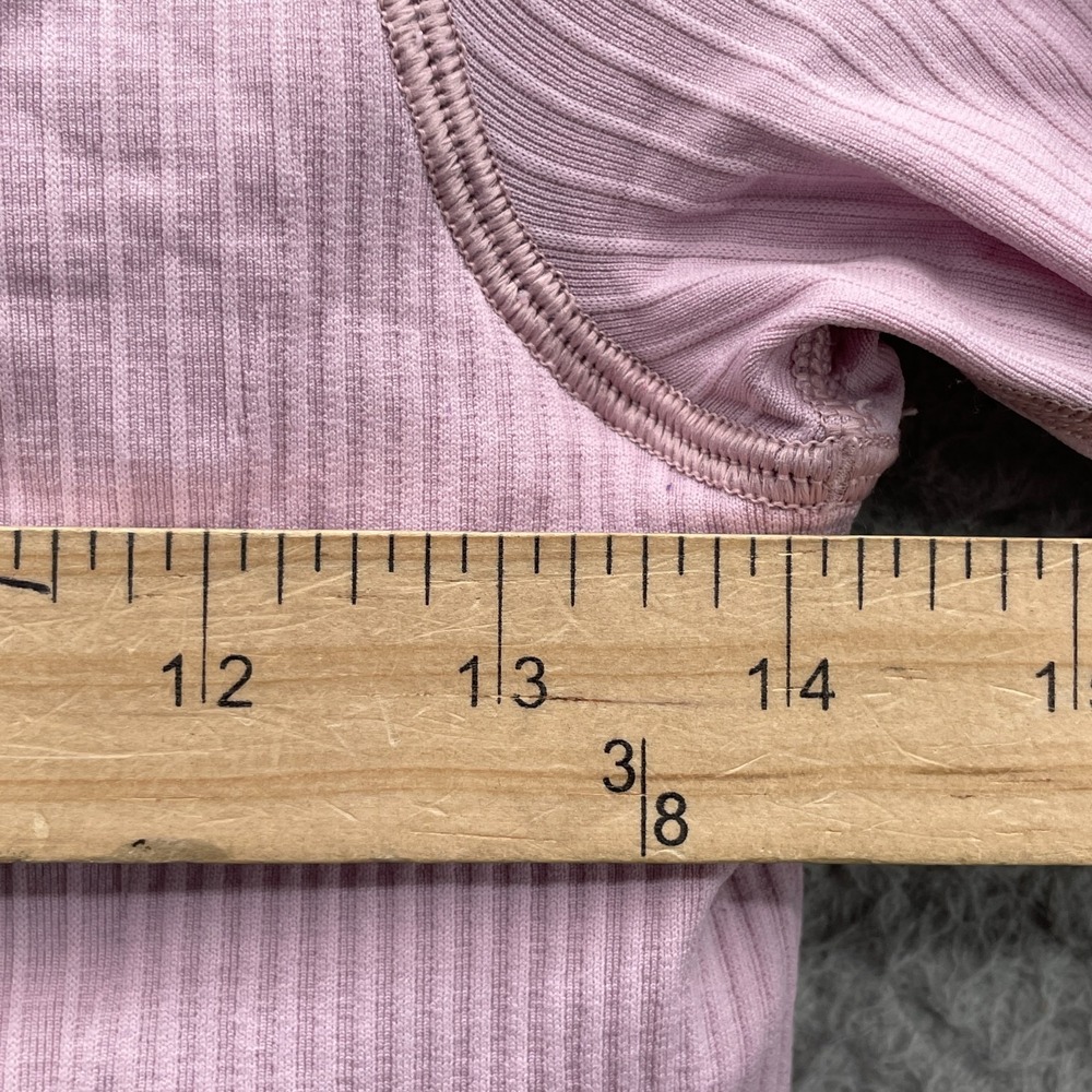 Lululemon Crop Top Women 8 Pink Built in Bra Ribbed Athletic Lined Workout Gorp - Picture 6 of 12